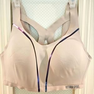 Victoria's Secret Incredible Max Sports Bra